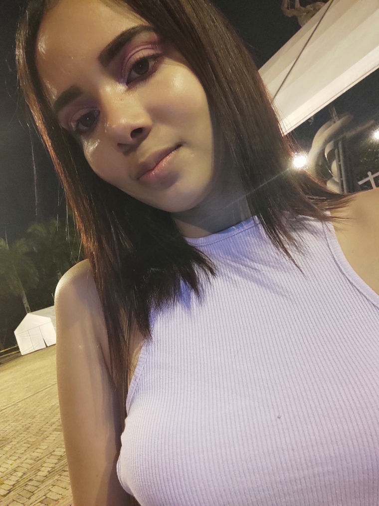 erika.17 nude erika.17 nude