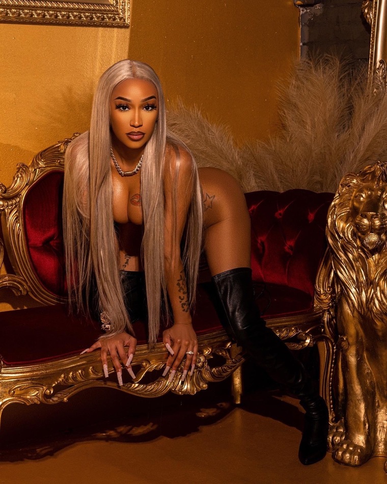 mellabarbiee nude mellabarbiee nude