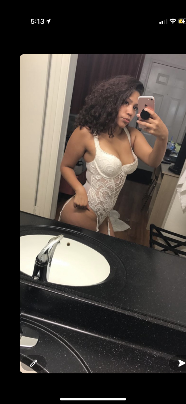 mmgbitch nude mmgbitch nude